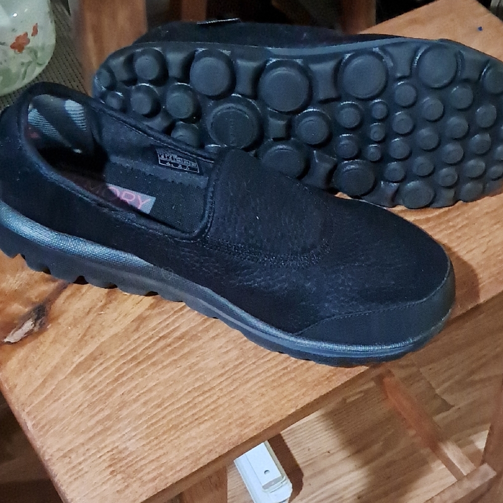 Skechers Black Women's Slip-On Flats